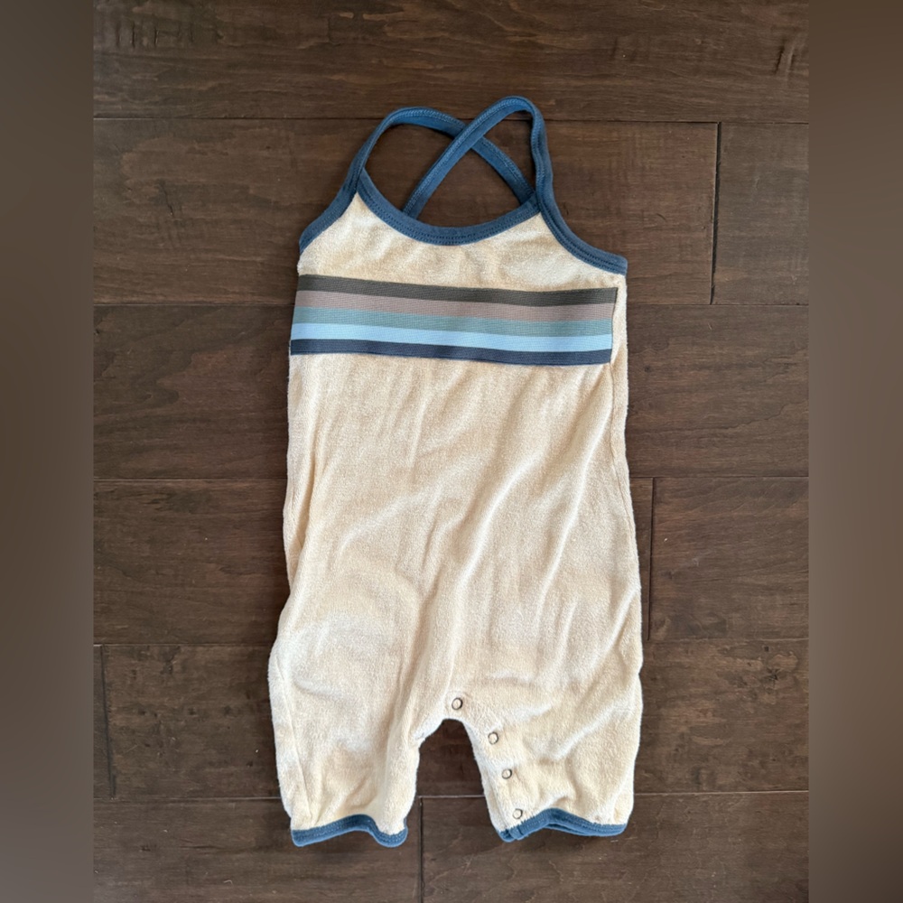 L’ovedbaby terry romper 18/24 EUC